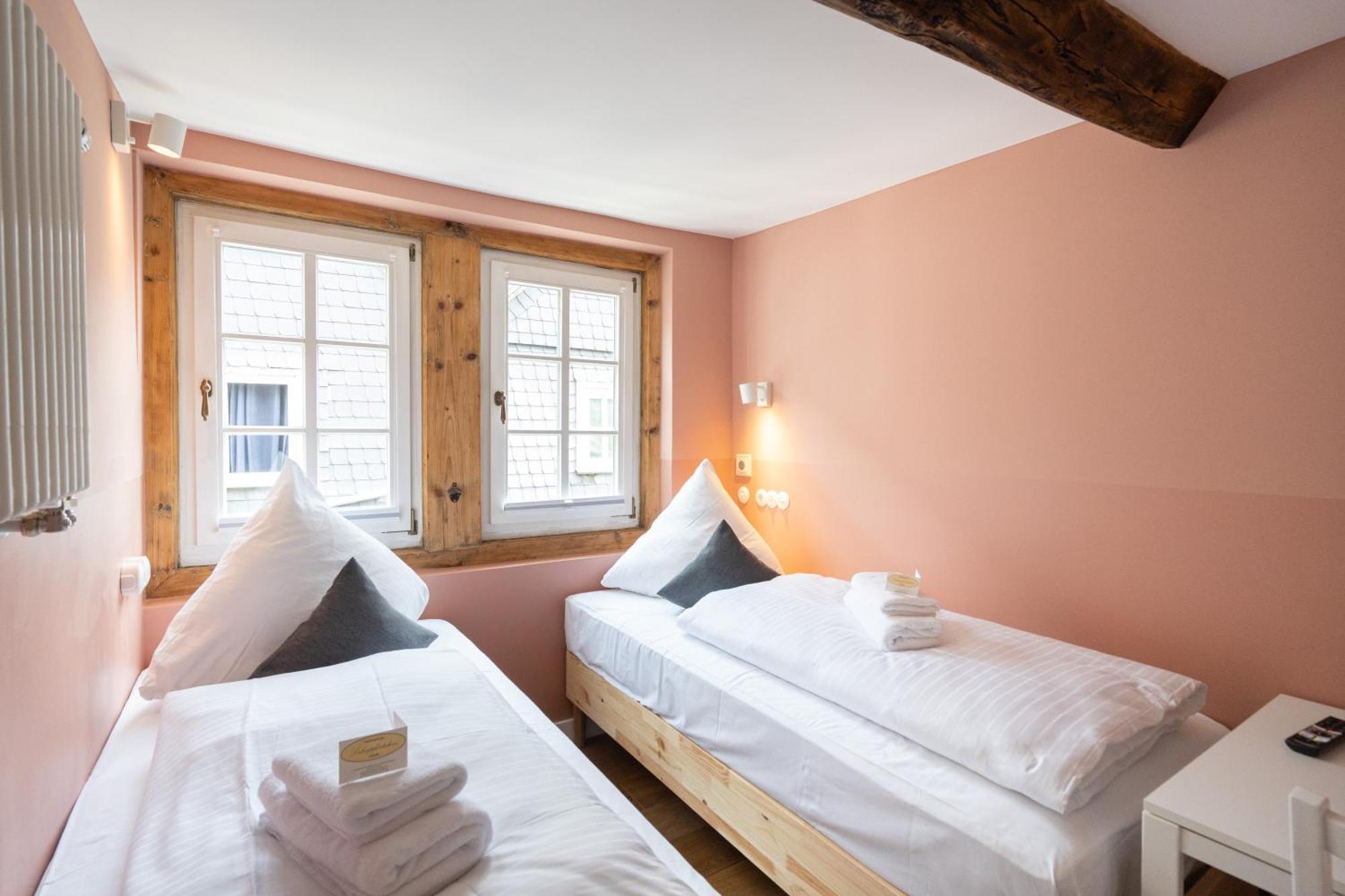 Boutique-Hotel Stadtherberge Вецлар Экстерьер фото