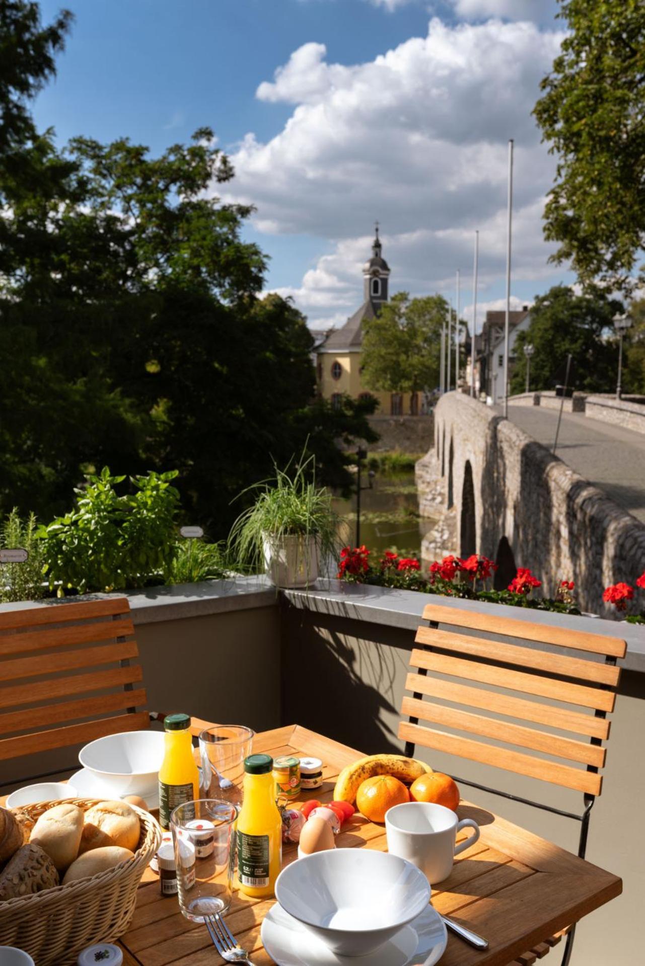 Boutique-Hotel Stadtherberge Вецлар Экстерьер фото